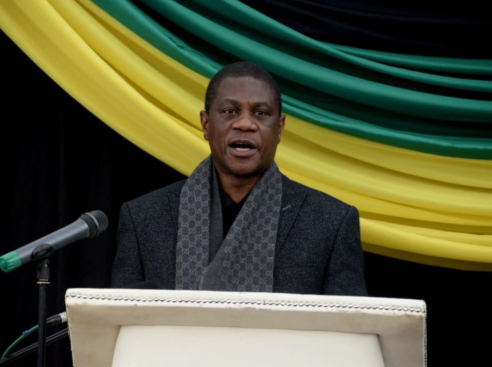 Paul Mashatile Children: Meet the children of Paul Mashatile 1