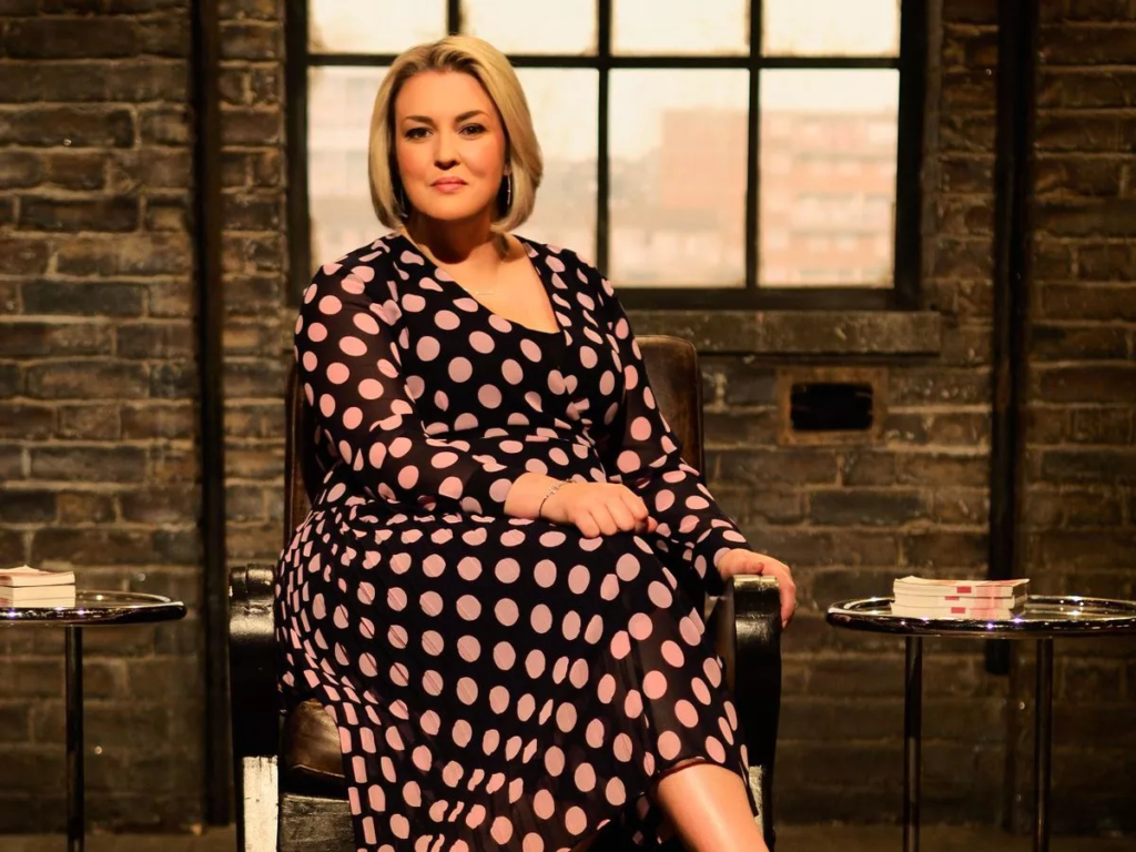 Sara Davies Biography, Age, Career, Net Worth, Family 1