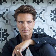 What has made Richard Marx famous? 1