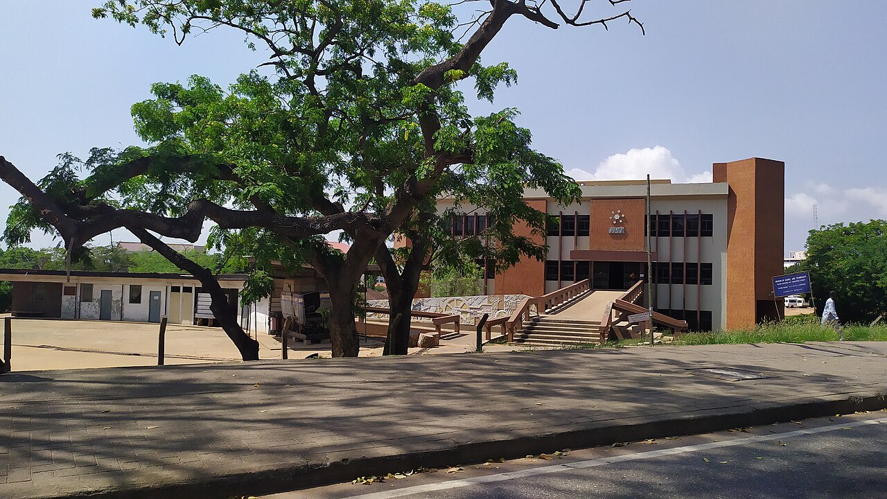 Digital technology and financial data analysis in Ghana
